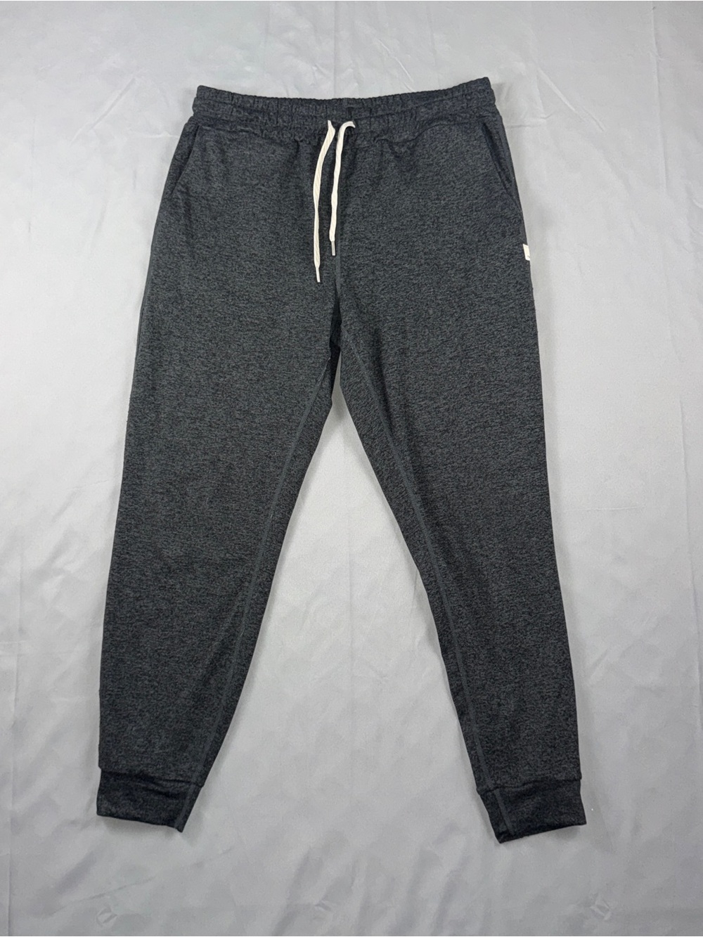 Vuori Jogger Pants Mens XS Gray Knit Elastic Waist Drawstring Lounge Athletic